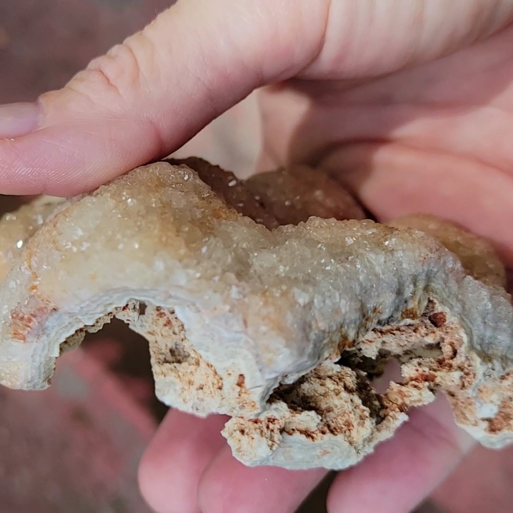 Druzy Quartz Crystal On Lace Agate - Picture 8 of 9